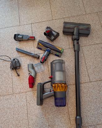 Dyson v15
