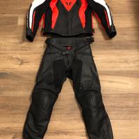 Giacca + pantaloni in pelle moto Dainese