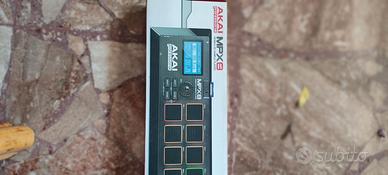 Mobile se Sampler player Akai