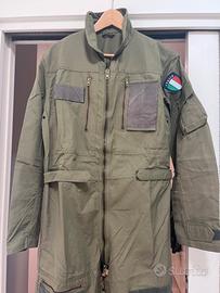 Tuta pilota areonautica italiana