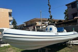 Gommone DOVBOAT