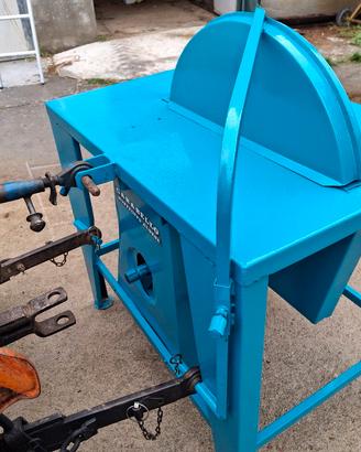 taglialegna per trattore 