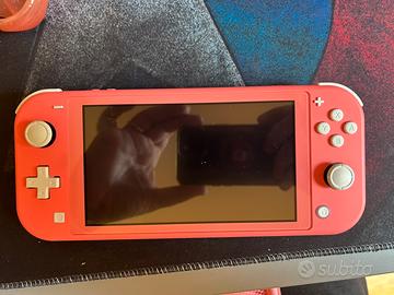 Nintendo Switch Lite Corallo