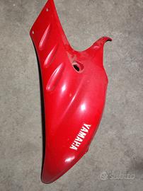 fiancatina moto Yamaha GP 