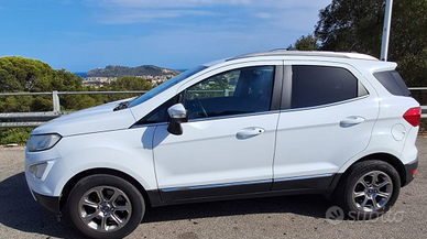 Ford EcoSport Titanium 1.0 EcoBoost - 64.000 km -