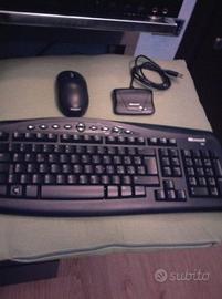 Tastiera e mouse senza fili Wireless Microsoft