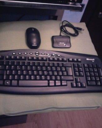 Tastiera e mouse senza fili Wireless Microsoft