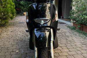 Aprilia scarabeo 300 s