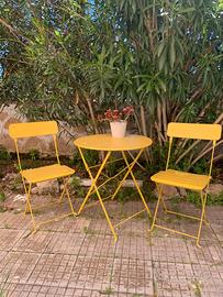 Tavolo da giardino IKEA con 2 sedie – giallo