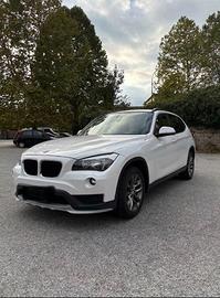 BMW X1 E84 sDrive 16d ( 2014 )