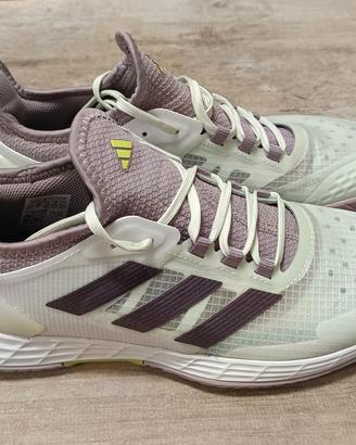 ADIDAS ADIZERO UBERSONIC 4.1 Donna

Tennis / Padel