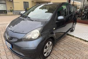 Toyota Aygo 1.0 12V VVT-i 3 porte Sol