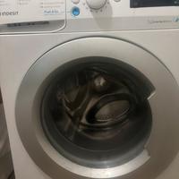 Lavatrice INDESIT 8 kg/1400 GIRI/ INVERTER
