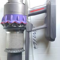 corpo motore Dyson gen5 con batteria spento 