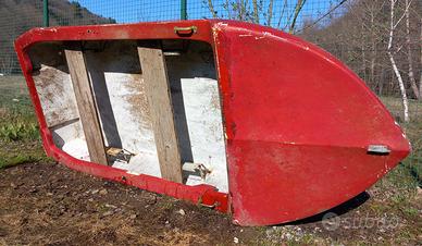 Barchetta in vetroresina