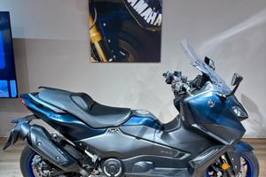 Yamaha T Max 560 ABS ( patente A2 )