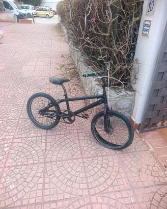 Bmx bimbo
