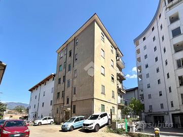 2 LOCALI A COSENZA