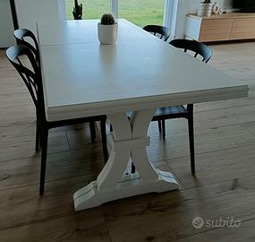 Tavolo legno massello allungabile bianco opaco
