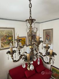 Lampadario classico in ottone con pendenti