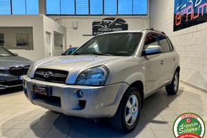 HYUNDAI Tucson 2.0 CRDi VGT Dynamic *NEOPATENTAT