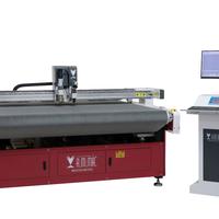 Sistema taglio pelle e tessuti Pantografo CNC