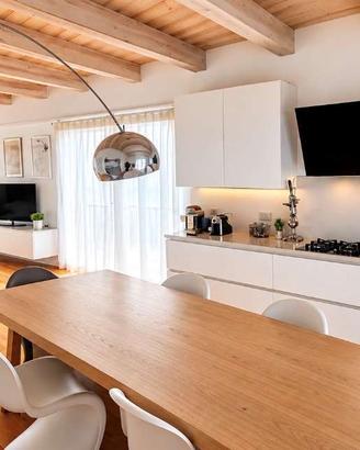 SPLENDIDO ATTICO con TERRAZZO VISTA MARE