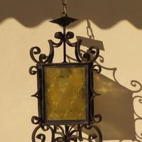Lampadario lanterna in ferro battuto