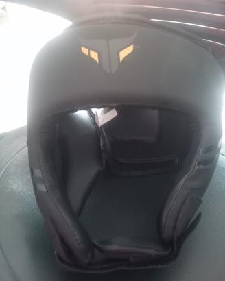 Caschetto kick boxe(L)con cinturino regolabile