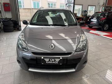 RENAULT Clio 1.2 16V SporTour Dynamique