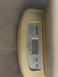 Bilancia pesa bambino