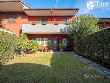 Ampio 4 vani con Giardino e Terrazzi - Aci Catena