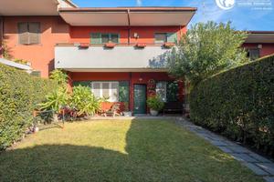 Ampio 4 vani con Giardino e Terrazzi - Aci Catena