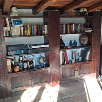 grande libreria in legno massello