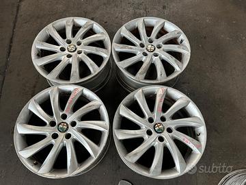 CERCHI R17 ORIGINALI ALFAROMEO GIULIETTA A TURBINA