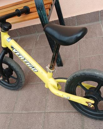 Bicicletta senza pedali