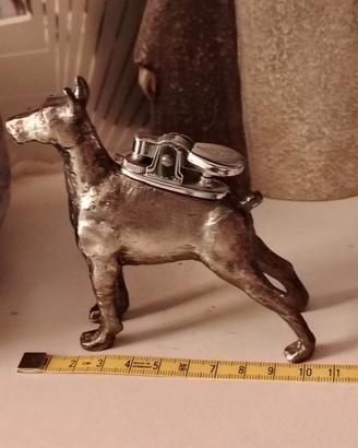 accendino da tavolo vintage, cane Doberman
