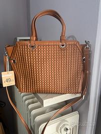 Borsa Bolivia CARPISA