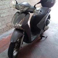 Honda Sh 150i ABS 1500 euro