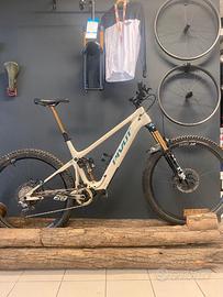 Pivot Shuttle AM Bosh CX Performance XT Taglia XL