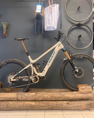 Pivot Shuttle AM Bosh CX Performance XT Taglia XL