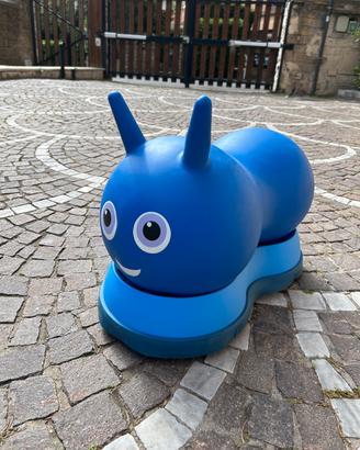 Gioco cavalcabile bimbo