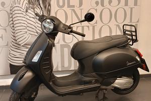 Piaggio Vespa 300 GTS hpe Notte