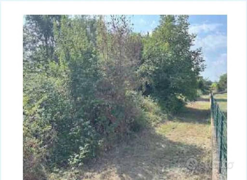 Immobile in asta di 1677 m² a Desenzano del Garda - Altro