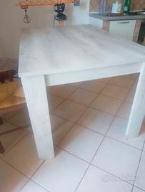 tavolo allungabile moderno 