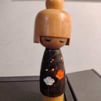 Elegante Kokeshi vintage "koigokoro" "