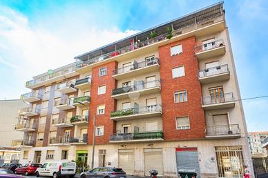 2 LOCALI A TORINO