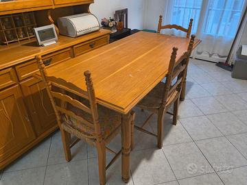 tavolo da cucina con 6 sedie