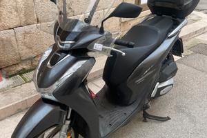 Honda SH 150i ABS ( Unico Propietario)