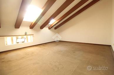 MONOLOCALE A VICENZA